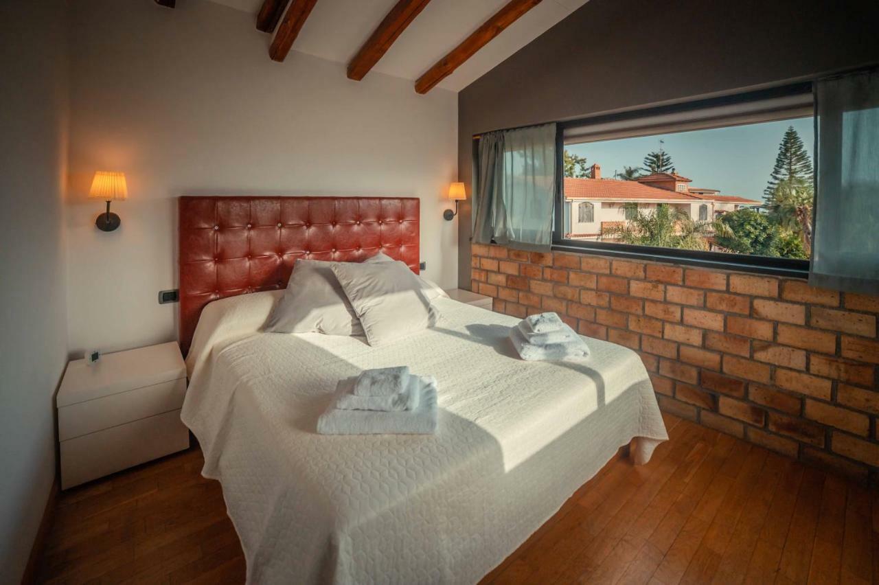 Casa Aurelio Wellness Suite & Spa Inclusive Taormina Buitenkant foto